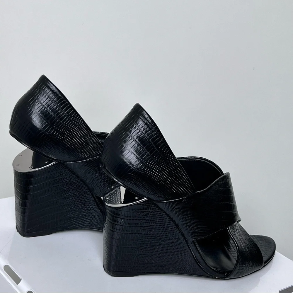Alexander Wang Black cut out Wedge Heel - Picture 2 of 10